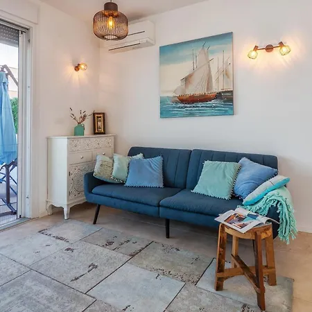 Sea View With Garden Apartment Joshua Split Exterior photo